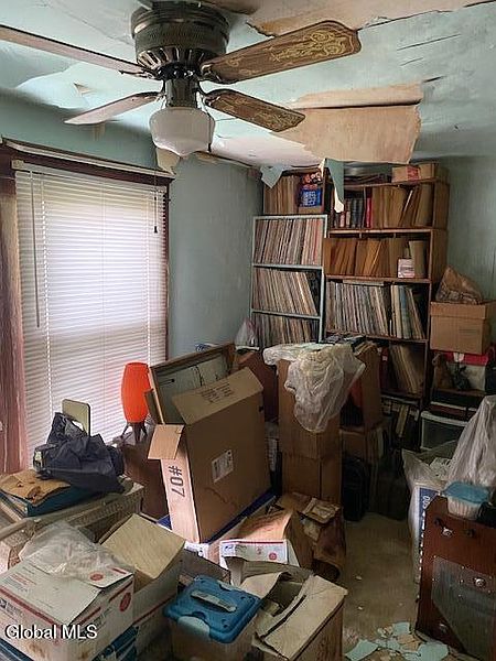 4th image of 367 Washington Avenue
