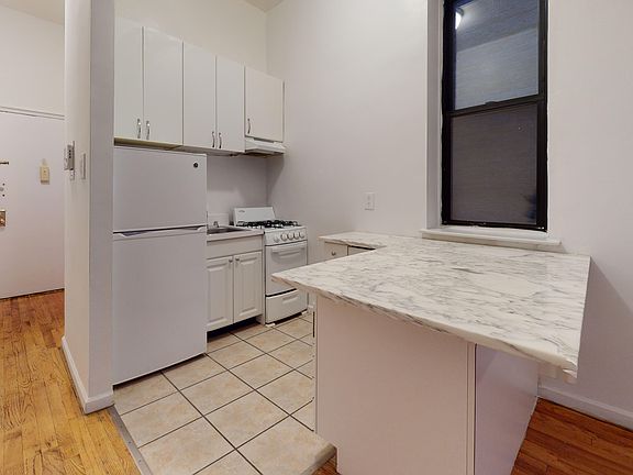 5th image of 312 E 90th St APT 1E