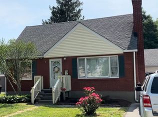 225 Ridgeway Ave, Saint Matthews, KY 40207