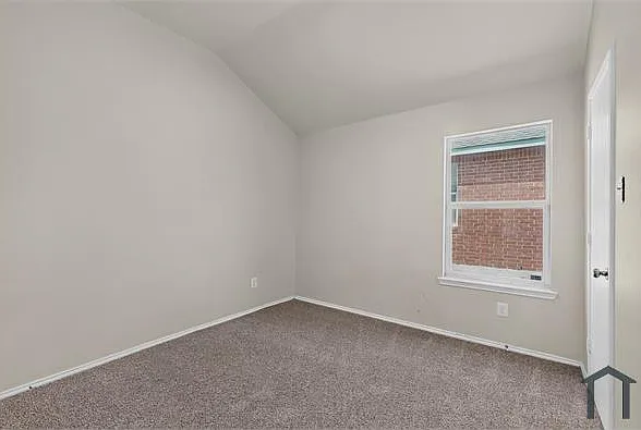 9012 Boone Dr — Photo 19