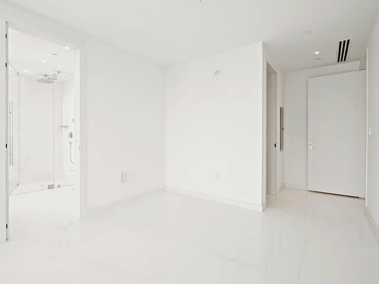 300 Biscayne Boulevard Way #5207 — Photo 11