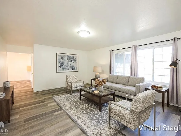 12 Nautilus Ct — Photo 2