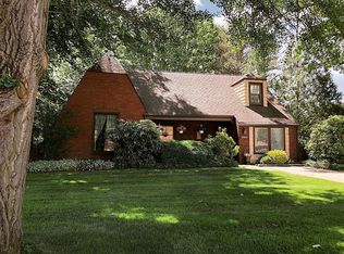 389 Buhl Blvd, Sharon, PA 16146