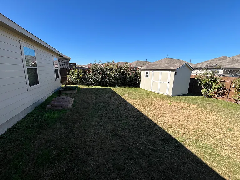 251 Moon Stone Trl — Photo 3