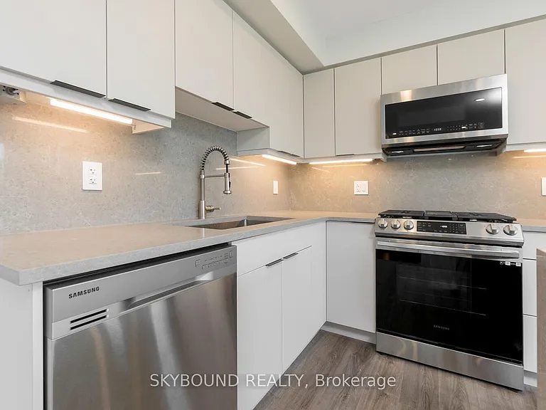 109 Rhodes Ave #4 — Photo 8