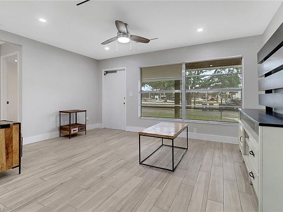 5th image of 3 Parkwood Villas CT