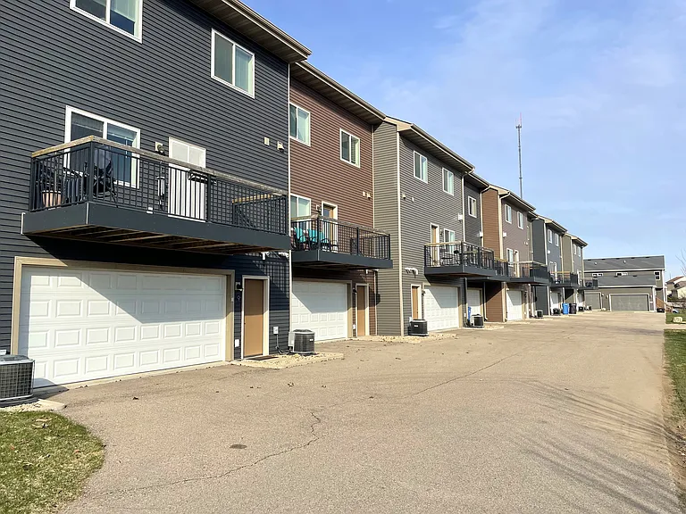 301 Cross Oak Dr #4 — Photo 20