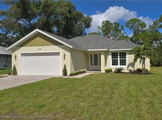 1216 Magnolia St, Sebring, FL 33875