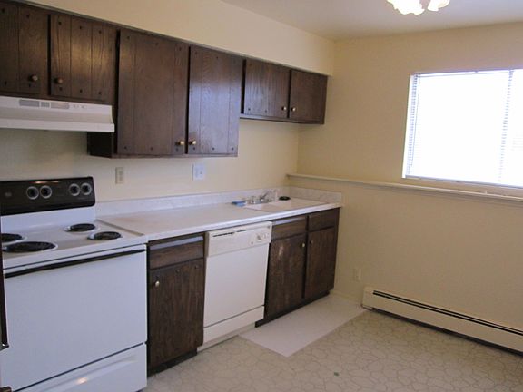 5th image of 4227 Forrest Hill Pl APT 1