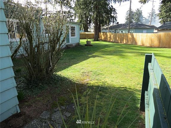 5th image of 4400 111th St SW APT 6