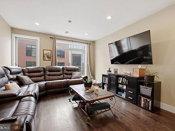 4th image of 844 N 15th St #C