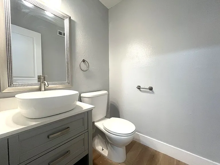 RV T 1708 — Photo 26