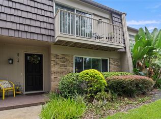 3714 Carrollbrook Rd, Tampa, FL 33618
