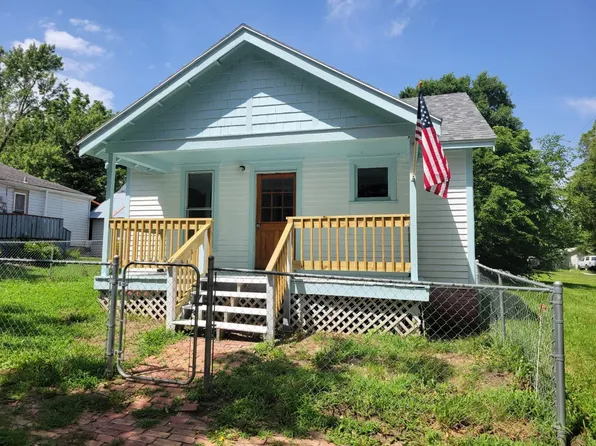 1418 L St, Auburn, NE 68305