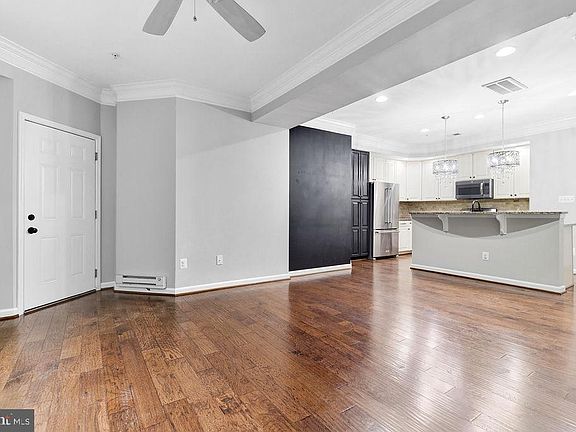 3rd image of 7420 Brunson Cir #A