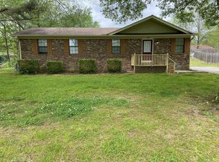 380 Kitchen Dr, Henderson, TN 38340