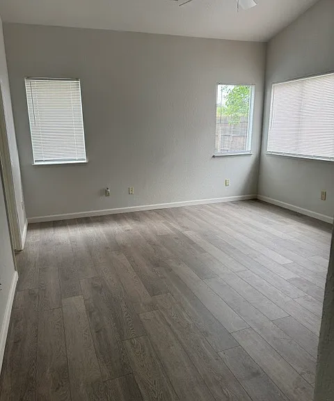 9568 Castlecave Way — Photo 7