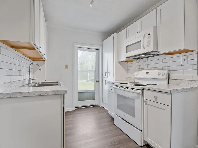 509 Cape Ave #511 — Photo 9
