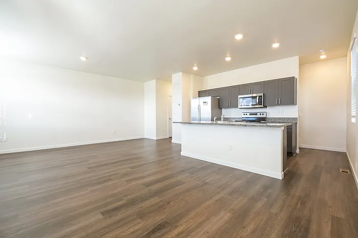 13541 Oneida Ln — Photo 8