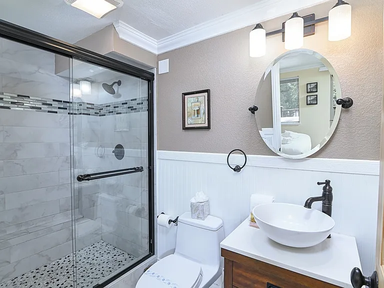 465 Kent Way — Photo 11