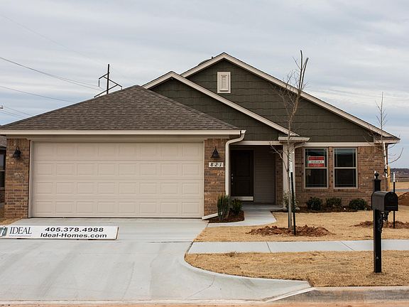 2nd image of 821 Barbaroot Dr