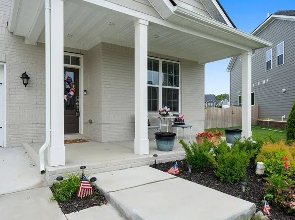 1127 Aster Pl, Mount Juliet, TN 37122