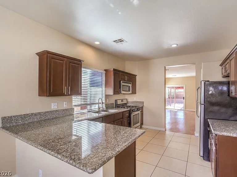 9629 Sound View Ave — Photo 9