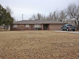 1732 E Lake Park Ln, Mustang, OK 73064