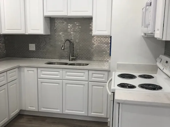 (undisclosed Address), Hanahan, SC 29410