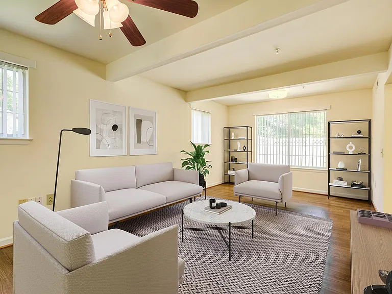 Dahlgren Townhomes — Photo 9
