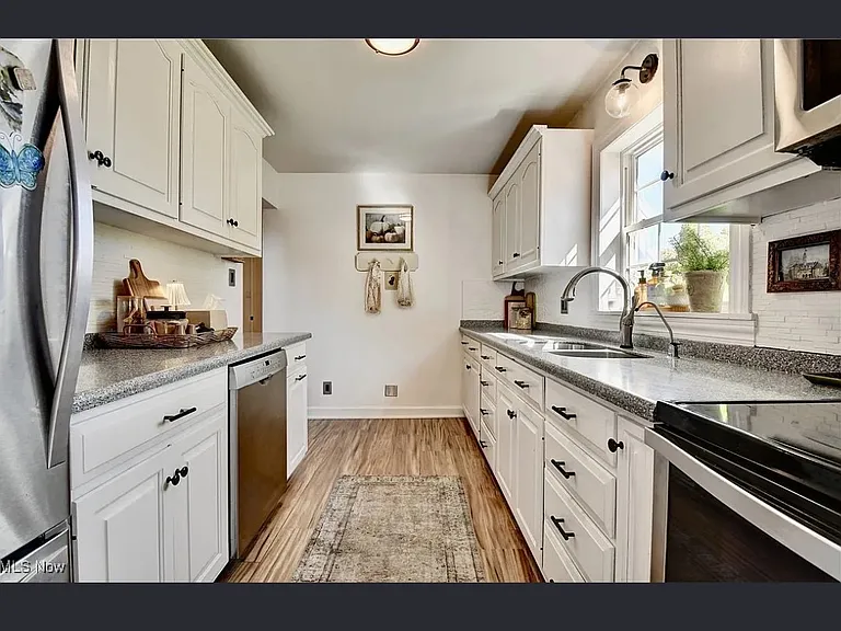 3433 Fredericksburg Rd — Photo 4