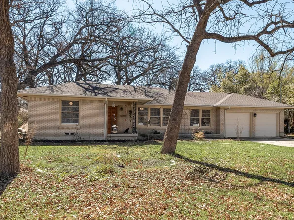 1610 Laurelwood Dr, Denton, TX 76209