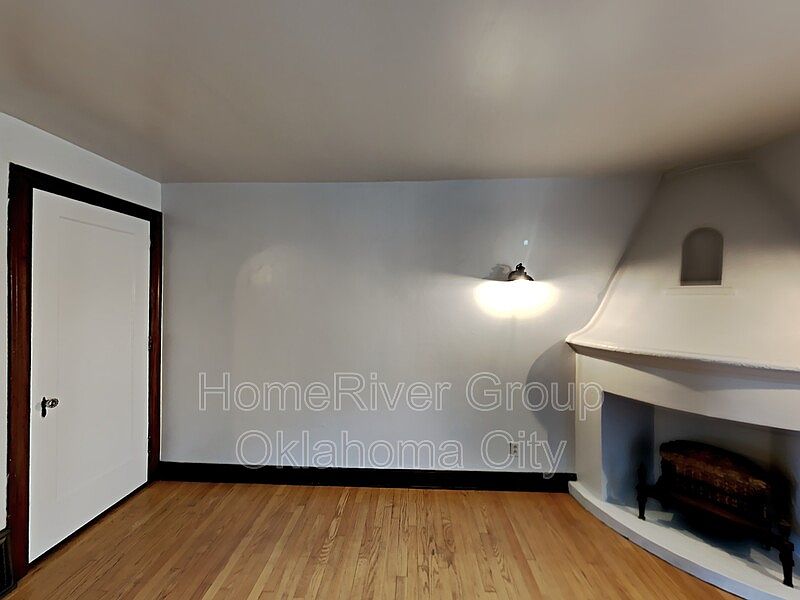 Windsor Court Apartments 2309 N Walker Ave Oklahoma City OK Zillow