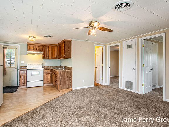 2nd image of 3672 S Roy Dr