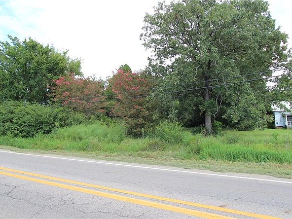 2nd image of 3124 N Highway 59
