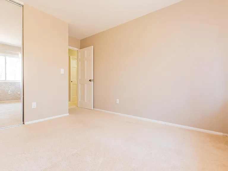15222 Kempwood Dr — Photo 13