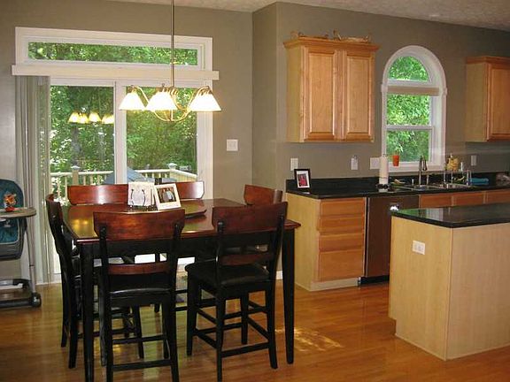 5th image of 7990 Fawnwood Dr