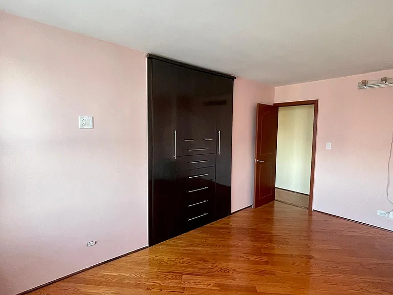 601 Surf Ave #19 — Photo 7