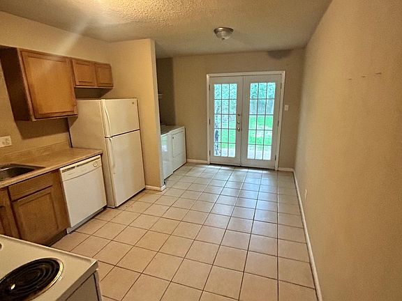 4th image of 1131 Georgia St