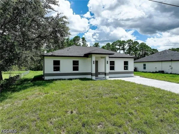 940 Lakeside Dr, Lehigh Acres, FL 33974