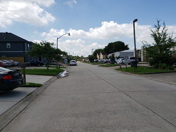 4th image of 47A Carriage Ln