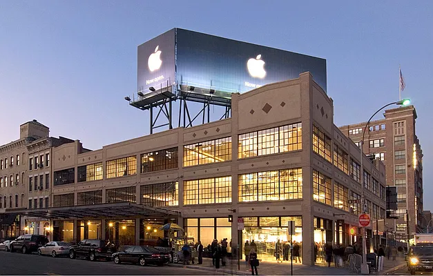 Rented by Douglas Elliman | media 21