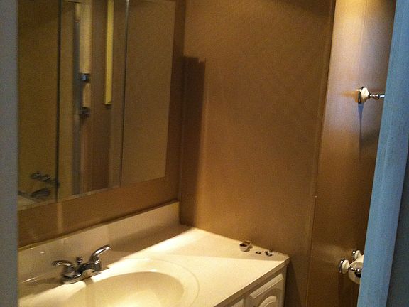 4th image of 1814 Kingfisher Dr