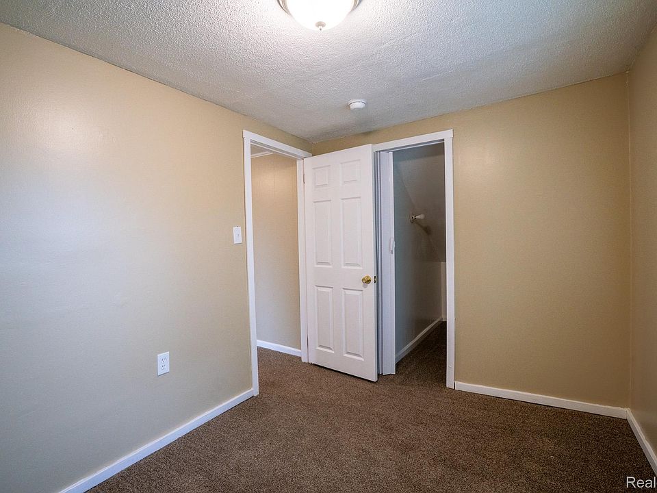15315 Semrau Ave, photo 20