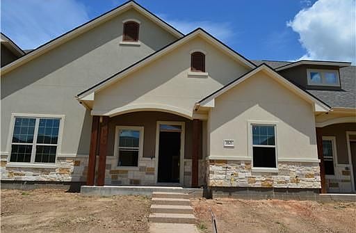 1st image of 3821 Silverthorne Ln