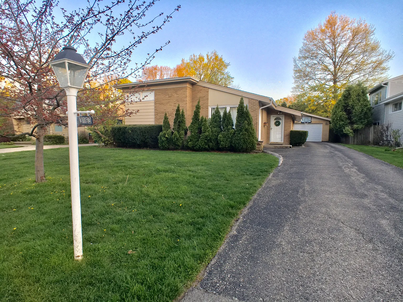 3163 Hill Ln photo 1