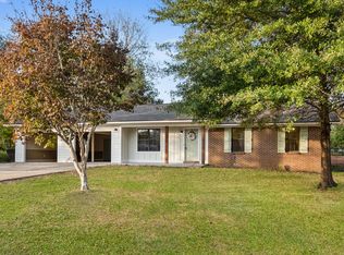 2 Oak Holw, Hattiesburg, MS 39402