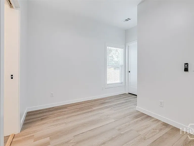 8 Mastick St #A — Photo 2