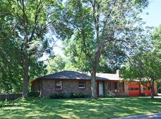 6683 Butternut St, North Branch, MN 55056