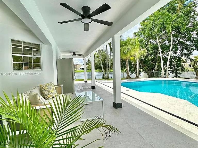 10791 SW 10th Pl — Photo 24